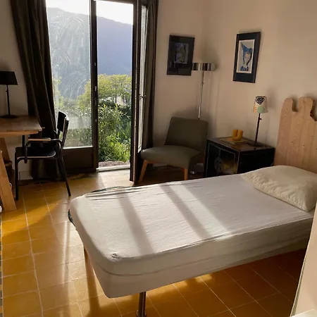 Villa Maison Indépendante à Sainte-lucie De Tallano *