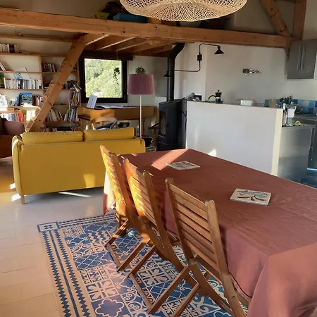 Villa Maison Indépendante à Sainte-lucie De Tallano *